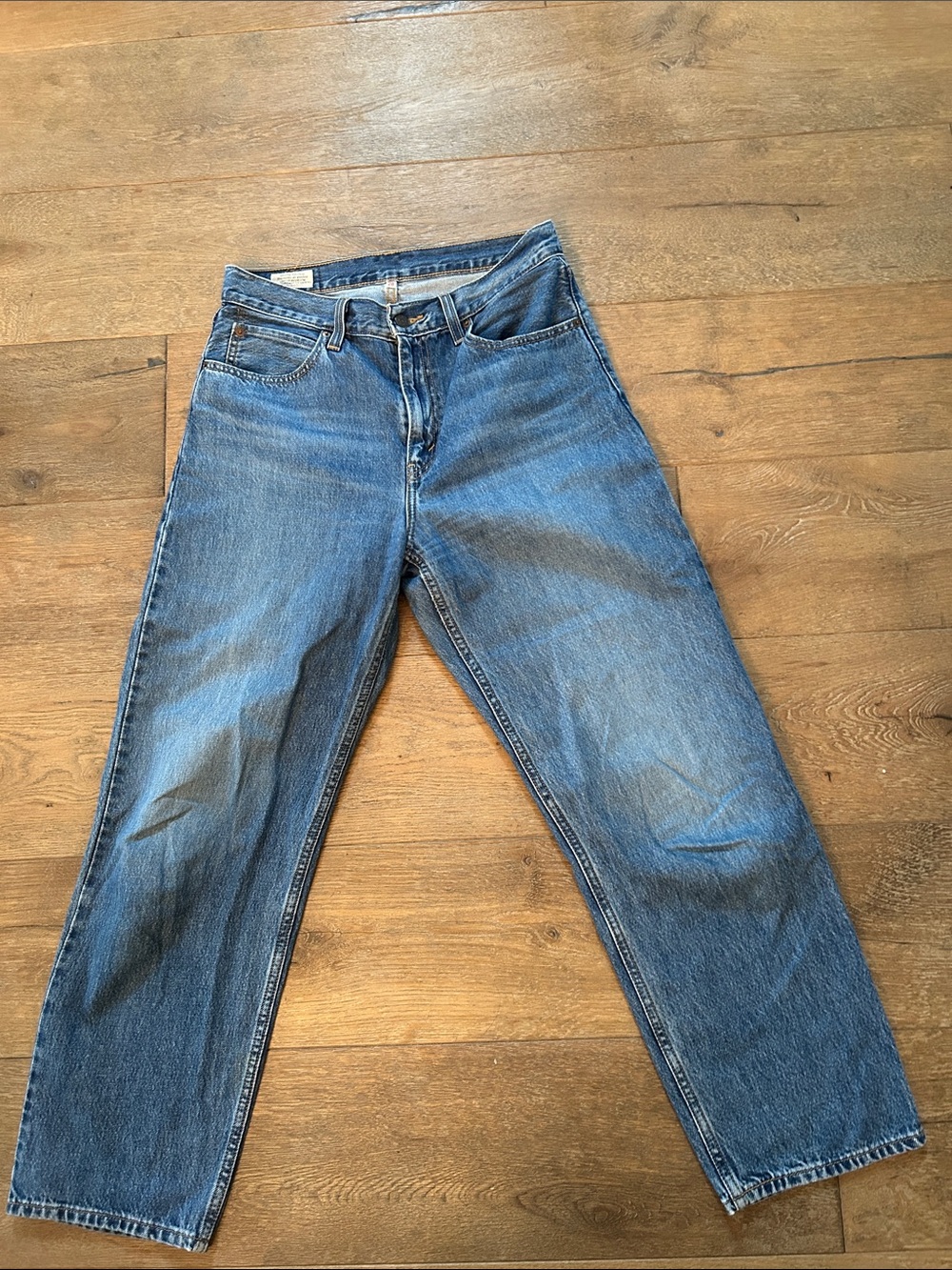 🔥 Levi’s Premium Women’s Dad Jeans - Size 28 (79770-0000)